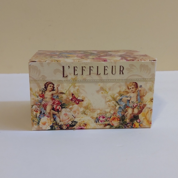 Coty Leffleur Crystal Candle Holder With A Fragrance Candle - Picture 1 of 12